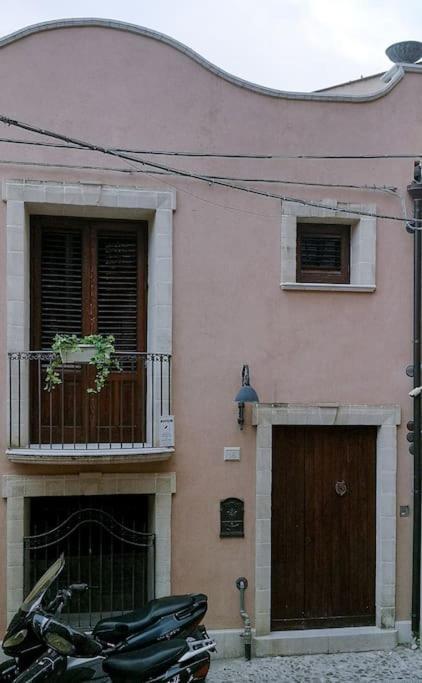 Casa All'Annunziata Termini Imerese Buitenkant foto