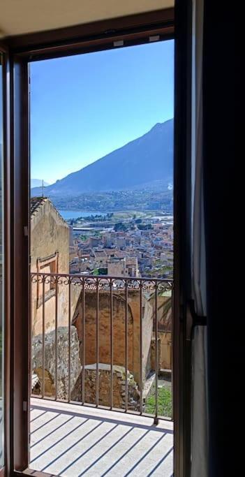 Casa All'Annunziata Termini Imerese Buitenkant foto