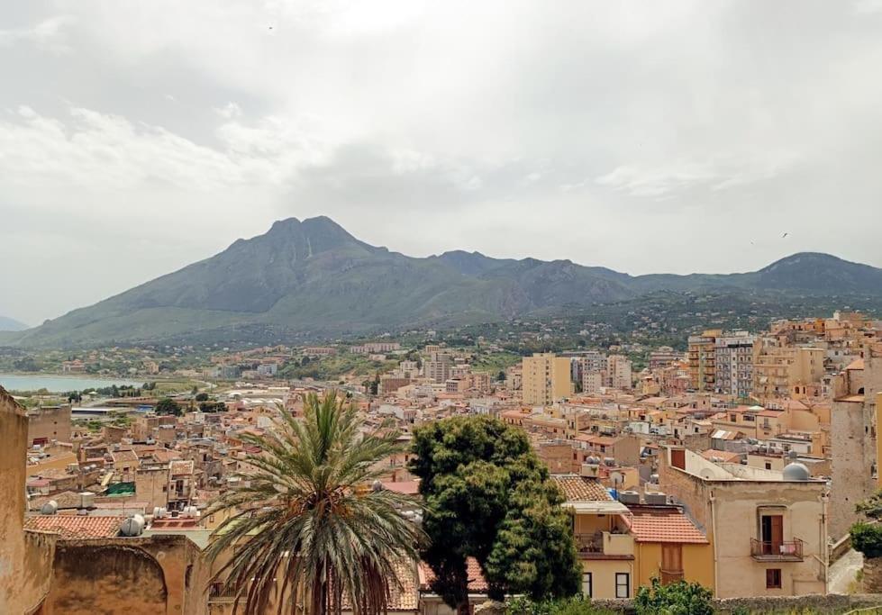 Casa All'Annunziata Termini Imerese Buitenkant foto